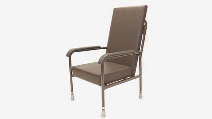 Roma-high-chair-darker-background-4%